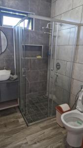 Entire Villa Albion 5 Bedroom and 4 bathrooms 270m2