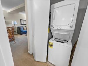 103 Empire Coalition Escape! Cozy Condo Close to Resort! by SkyRun Park City