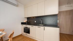 Flatbook Apartamenty - Trimare II Sztutowo z bilardem i parkingiem