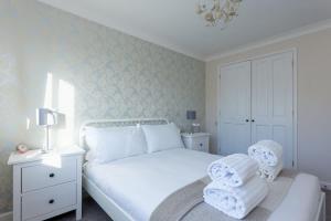 Palma - Hamworthy Beach and Park Short Walk Away