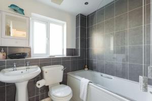 Palma - Hamworthy Beach and Park Short Walk Away