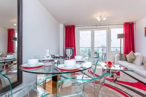 Tides - Poole Town Views, On-site Parking