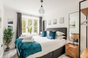 The Coach House - Beautiful and Spacious Outside Decking