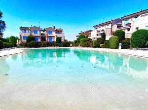 HOLA borgo dei fiori - 4hvězdičkové hotely ve městě Lido di Jesolo