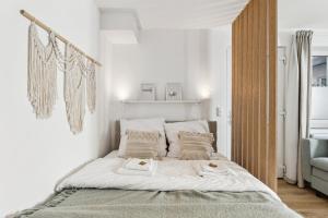 Gemütliches 2 Zimmer Ambient Apartment mit Queensize-Bett , Etagenbett& Schlafsofa in Alsternähe