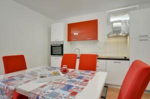 Apartments Elviana