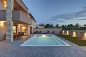 Villa Nika