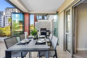 Mayfair Luxury 212 by Host Agents