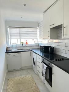 Stylish 2 Bedroom Flat Slough