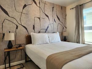 Whiskey Rose AC-New Renovation! With Pool Table!