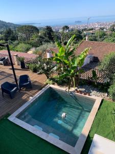 Vue mer appartement duplex en bas de maison