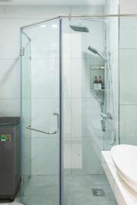 Spacious 1BR Studio Private Sleek Cozy and Escape