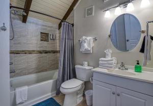 Lake View Cabin Incredible Panoramic Views, Spa