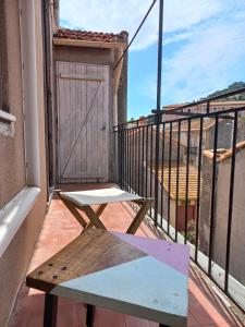 Appartements Bohemian Break with Balcony overlooking Mont Saint Clair : photos des chambres