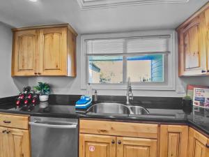 37C Hidden Creek Mountain Getaway! by SkyRun Park City