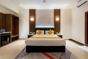 The Orange Hotel - Narsingi, Hyderabad