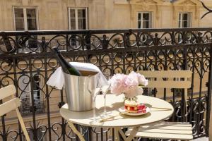 Hotels Hotel Le Cardinal : photos des chambres