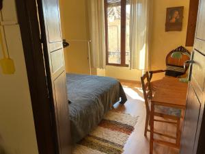 Artistic and spacious apartment