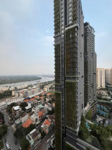 Masteri An Phu 2BR Pool and Gym