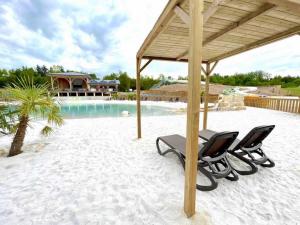 Campings Camping 4 etoiles - Piscine - eehi00 : photos des chambres