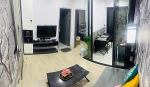 Base Central Pattaya Perfect spot Seaview 23 floor