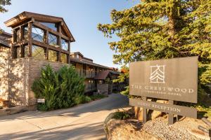 Crestwood 2309 Deluxe 1 Bedroom plus Loft