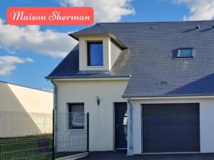 Sherman & Willy Jeep - 2 Maisons de vacances, 4min a pied de la plage - Parking prive - Wifi gratuit - Terrasse - Calme : photos des chambres