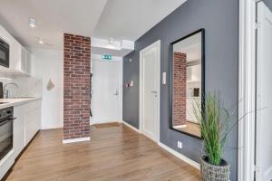 Modern Apartment by Bergen Harbor