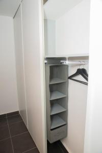 Appartements Maison de ville meublee 60m2 : photos des chambres