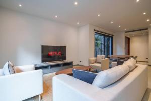 MonochromeDesignerPool Villa