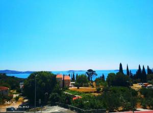 Apartments & Rooms Cakelic II