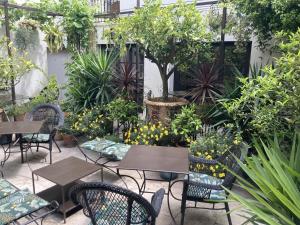 B&B / Chambres d'hotes La Maison des Augustins 4 stars Spa et Fitness : photos des chambres