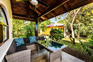 Costal Comfort-2 bedroom Condo