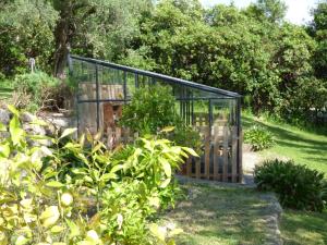 Maisons de vacances Pool House Matisse in large park with heated pool : photos des chambres