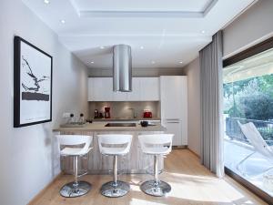 Athenian Riviera Exclusive flat , Athens Greece