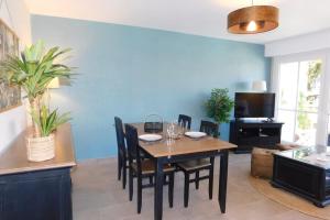 Juan les Pins Vitoria grand 2P calme parking