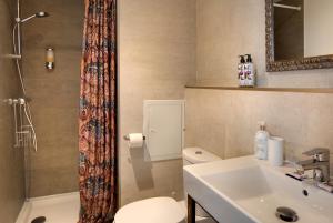 B&B / Chambres d'hotes La Maison des Augustins 4 stars Spa et Fitness : photos des chambres