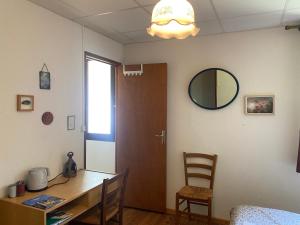B&B / Chambres d'hotes Mas Lluganas : Chambre Triple Classique