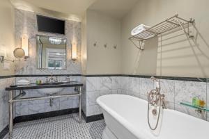 521 Woodside Gem True Ski-In Ski-Out on the Gold Coast by SkyRun Park City