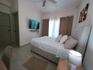 Panorama lake punta cana