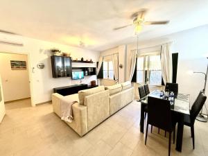 García Rota Beach by staycare