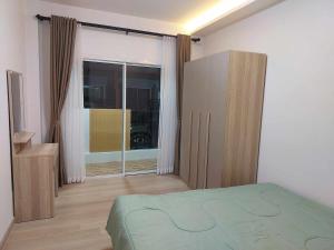 City Hill Airport 233