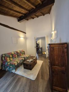 Vico al 23, in pieno centro storico