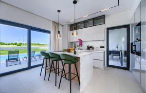 3 Bedroom Cozy Home In Nedescina 