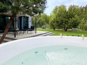 LasMinute - stodoła z prywatną balią