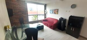 Your Laureles home away from home, great rates!