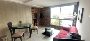 Your Laureles home away from home, great rates!