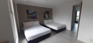 Your Laureles home away from home, great rates!