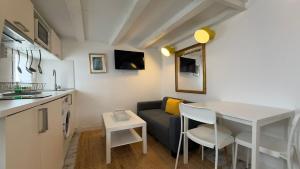 Outdoor studio for 2 people in Lavapiés - Amparo - 3