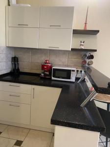 Spacious apartment right next to the beach